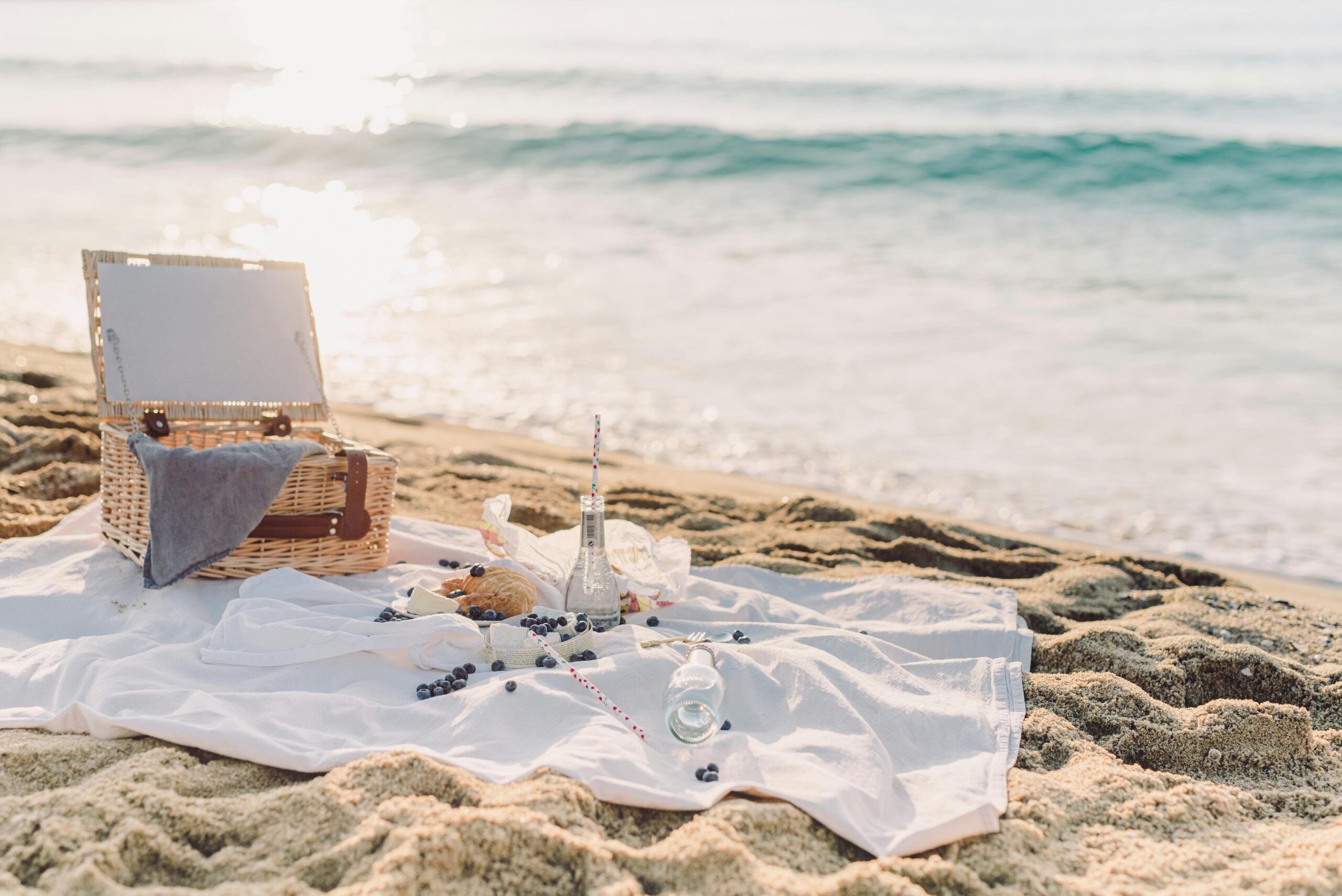 https://www.agnieszkaczerkawska.pl/wp-content/uploads/2026/02/pexels-leeloothefirst-8908606-scaled.jpg